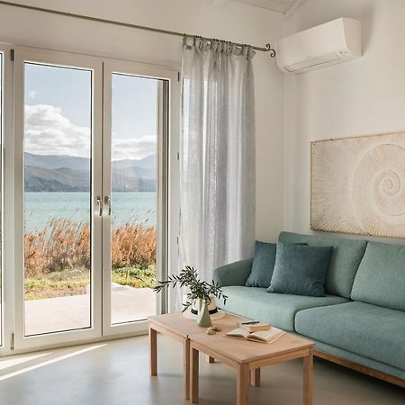 Apollonides Seafront Villa1 Aoede Ликсури Екстериор снимка