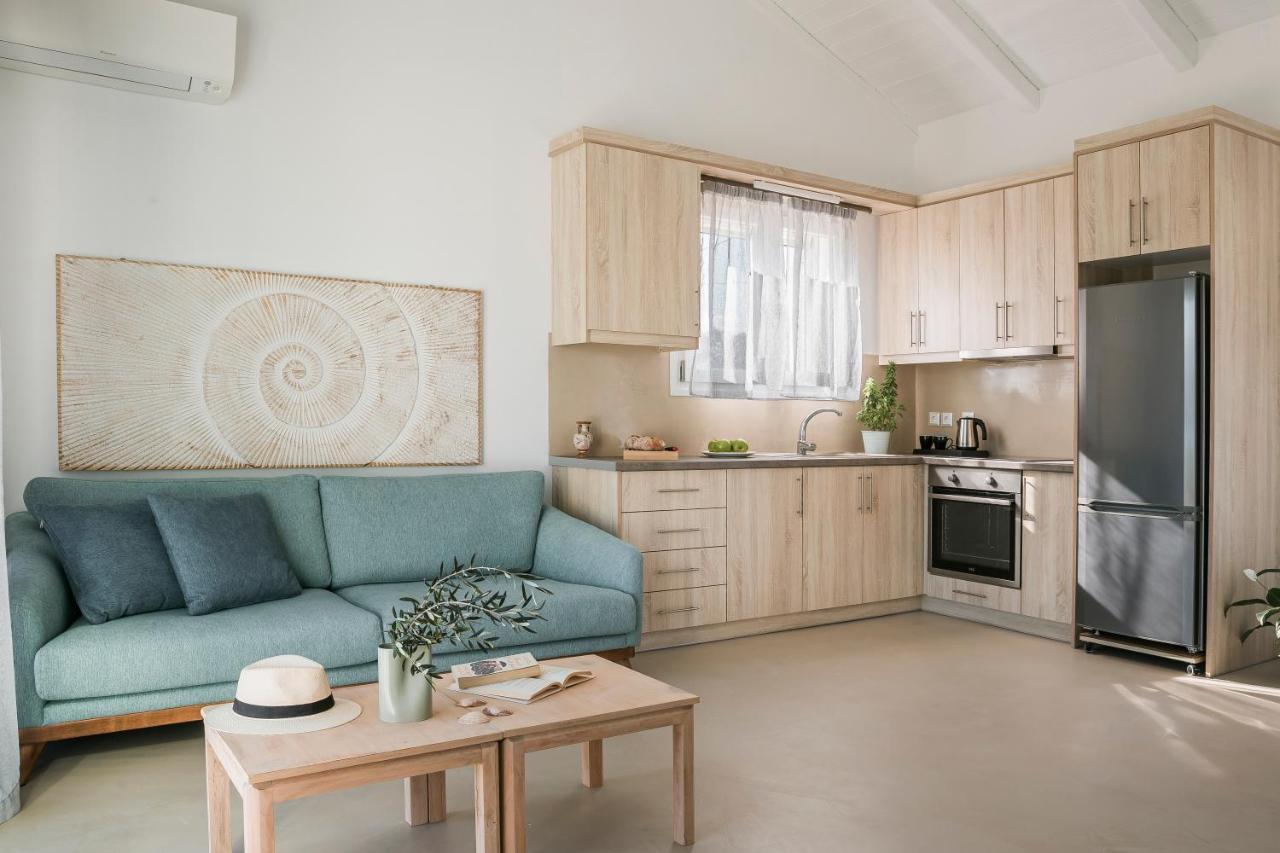 Apollonides Seafront Villa1 Aoede Ликсури Екстериор снимка