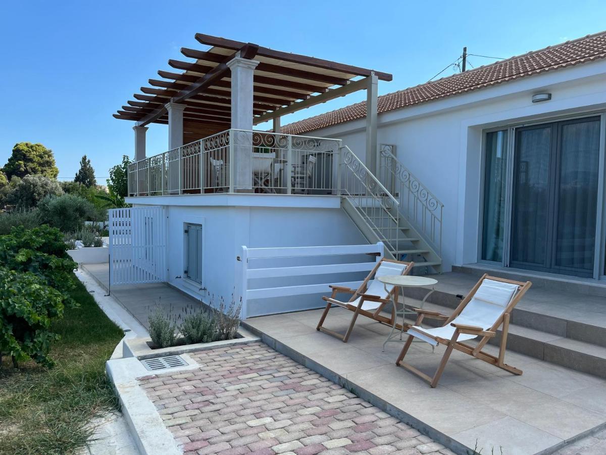 Apollonides Seafront Villa1 Aoede Ликсури Екстериор снимка