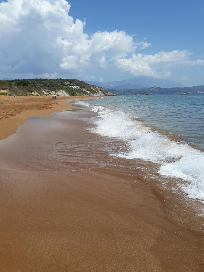 Apollonides Seafront Villa1 Aoede Ликсури Екстериор снимка