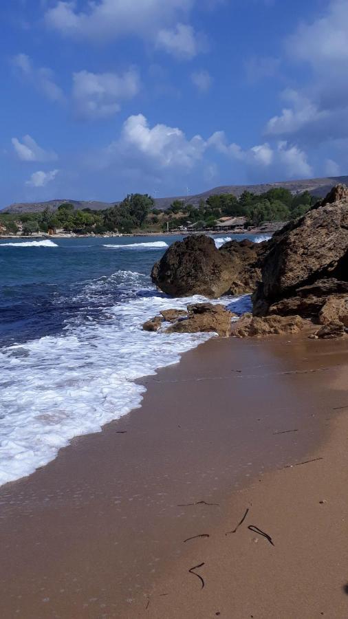 Apollonides Seafront Villa1 Aoede Ликсури Екстериор снимка